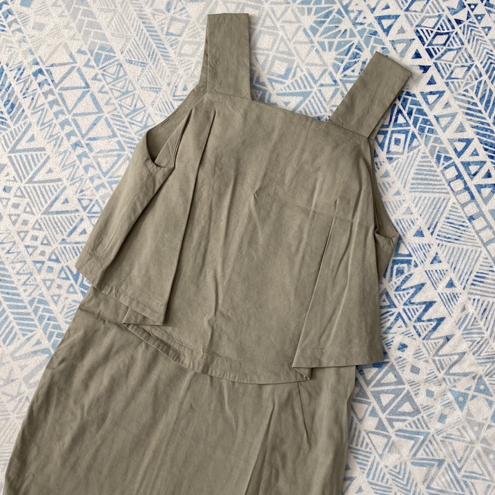 Theory Linen Blend Dress - Picture 2 of 8